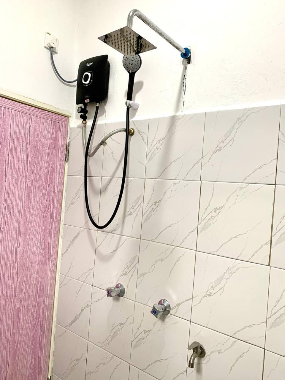 Bb Durio Chalet كُوالا تيرينغانو المظهر الخارجي الصورة